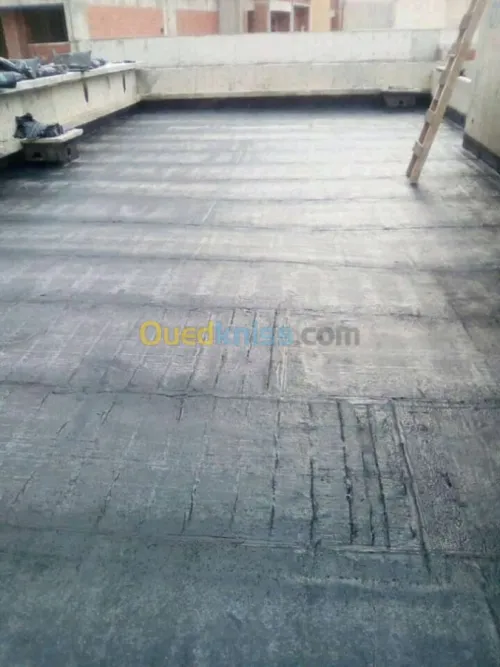 Étanchéité liquide et classique