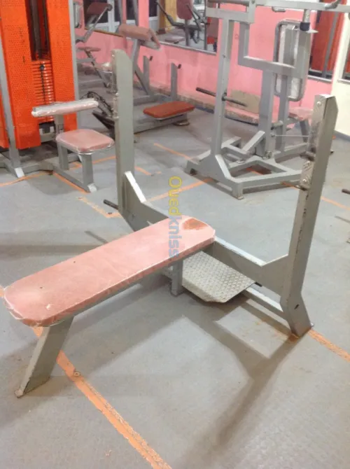  salle musculation complète AGES 2015