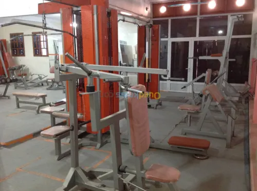  salle musculation complète AGES 2015