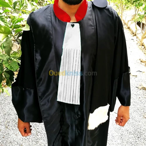 Robe D'avocat بدلة المحاماة