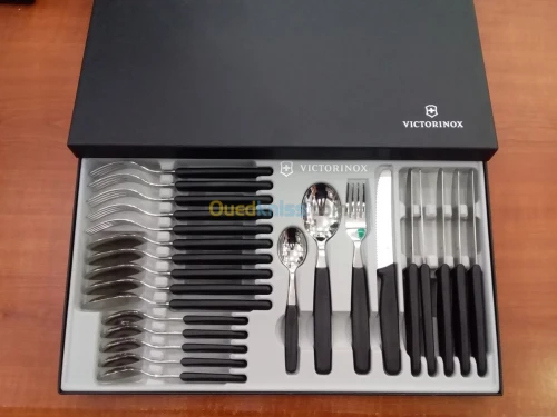 menagére VICTORINOX 24P