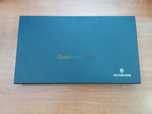 menagére VICTORINOX 24P