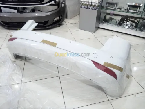 Parchoc arriere Touran 2010-2015