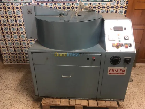 Machine bijouterie tube  , centrefuge 