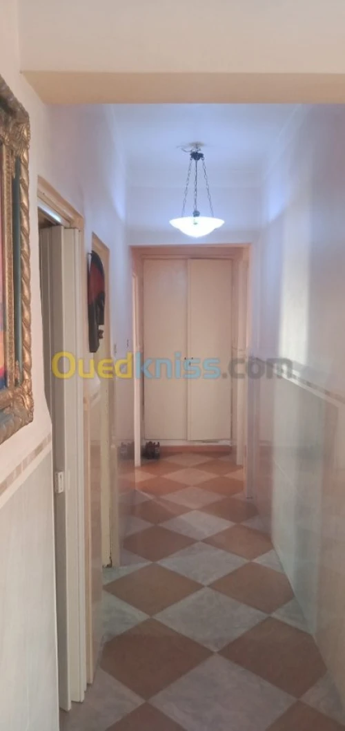Location Appartement F2 Alger Bir mourad rais