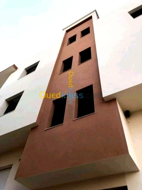 Decoration façades de monocouche