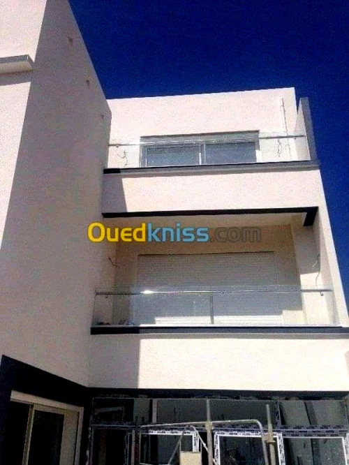 Decoration façades de monocouche