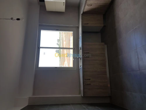 Location Appartement F4 Alger Birkhadem