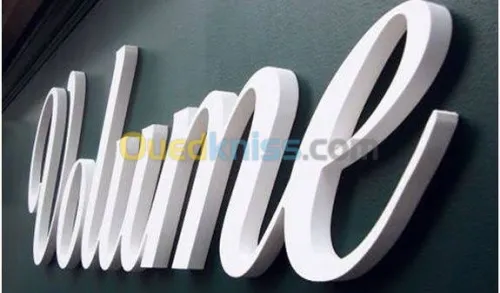 fabrication des plaques enseignes