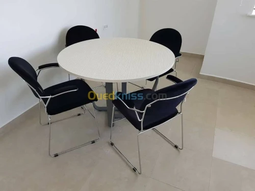 Table de réunion
