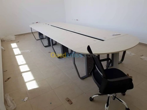 Table de réunion