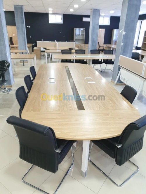 Table de réunion