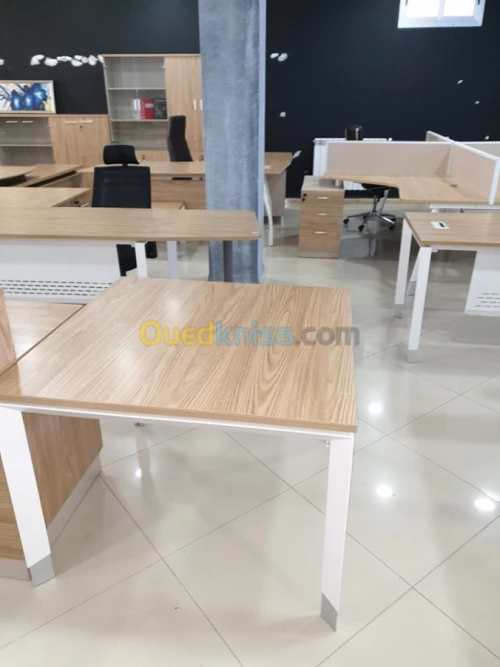 Table de réunion