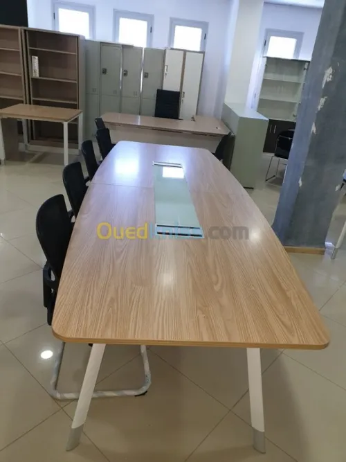 Table de réunion