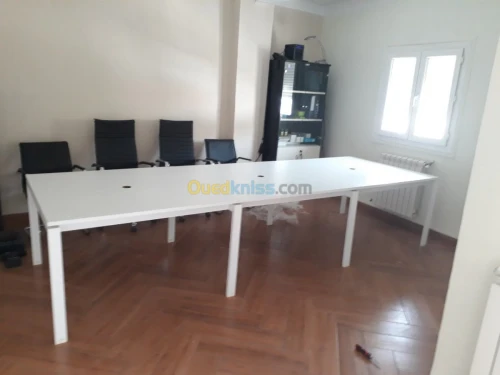 Table de réunion