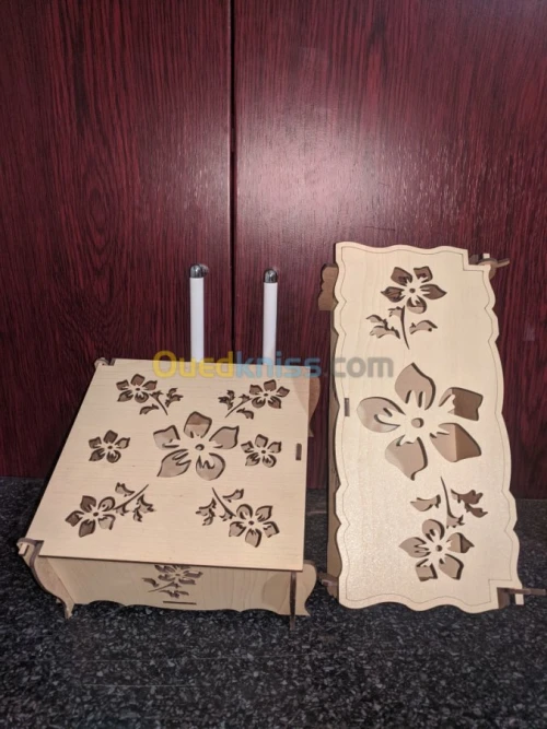 Boite à gâteaux en bois