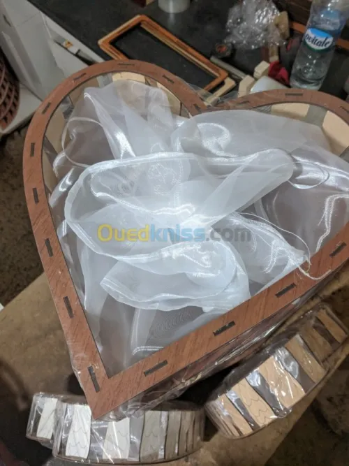 Boite à gâteaux en bois