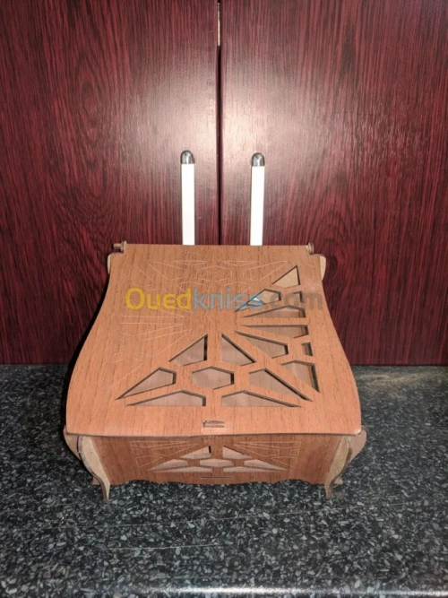 Boite à gâteaux en bois