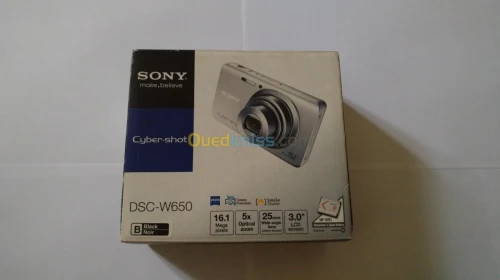 Appareil photo SONY HD peut filmer des