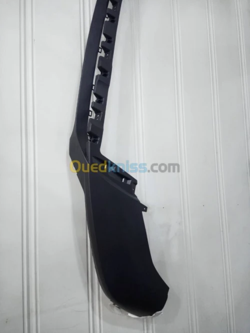 Spoiler Q3  nouveau d'origine VAG Vw 