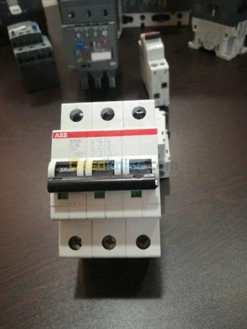 Produits d'électricité ABB