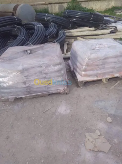 Durcisseur de surface | مصلب الإسمنت