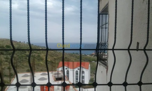 Vente Appartement F2 Tizi ouzou Azeffoun