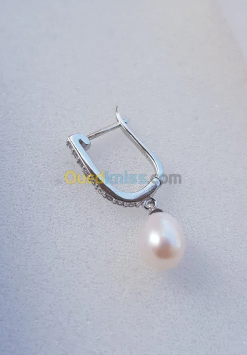 Boucles en argent et perles naturelles