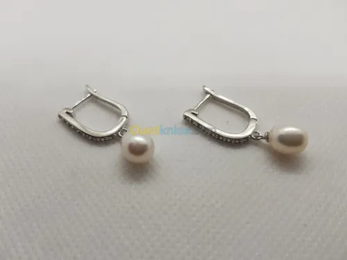 Boucles en argent et perles naturelles