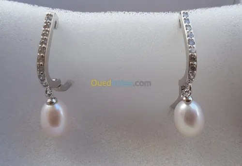 Boucles en argent et perles naturelles