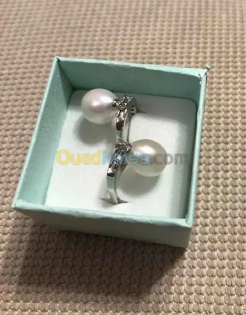 Boucles en argent et perles naturelles