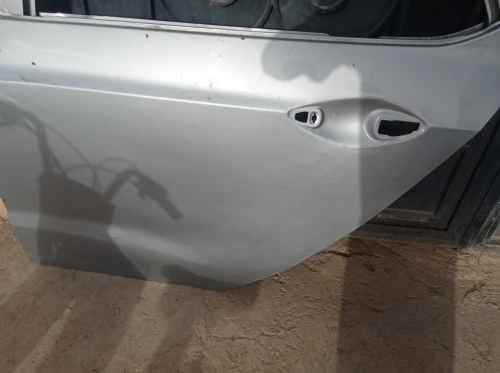 Porte grand i10 arrière côté chofeure