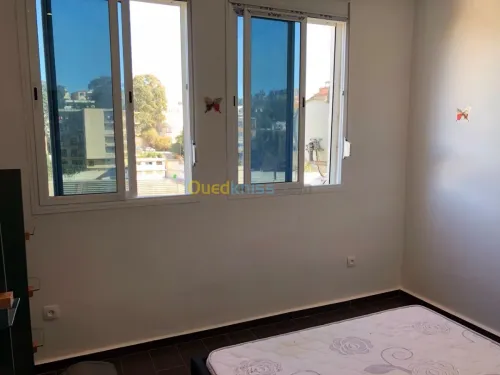 Location Appartement F2 Alger Hydra