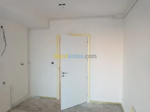 Peinture/résine époxy/ Placo/Façade