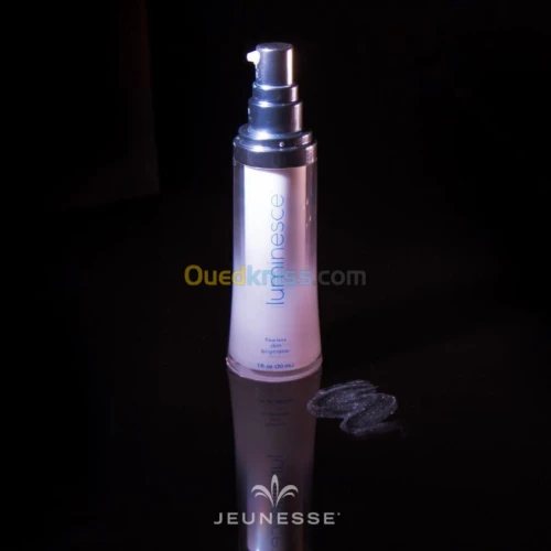 LUMINESCE™ FLAWLESS SKIN BRIGHTENER