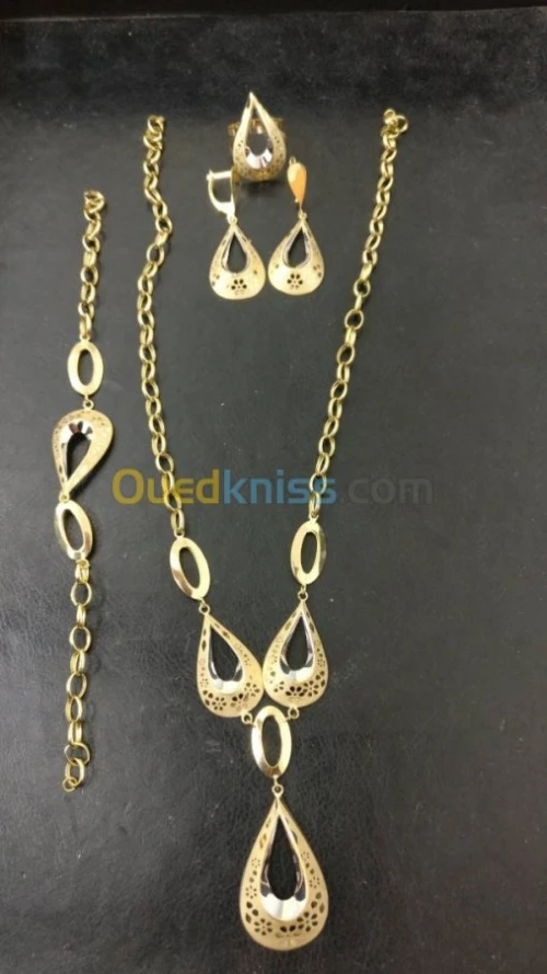 Parures on or 18 carats 