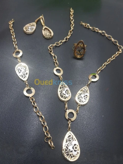 Parures on or 18 carats 