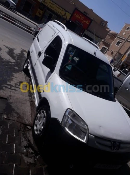 Peugeot Origin 2011 Forgon