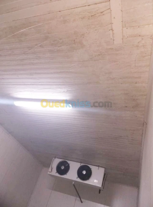 Chambre froide et finisseuse 