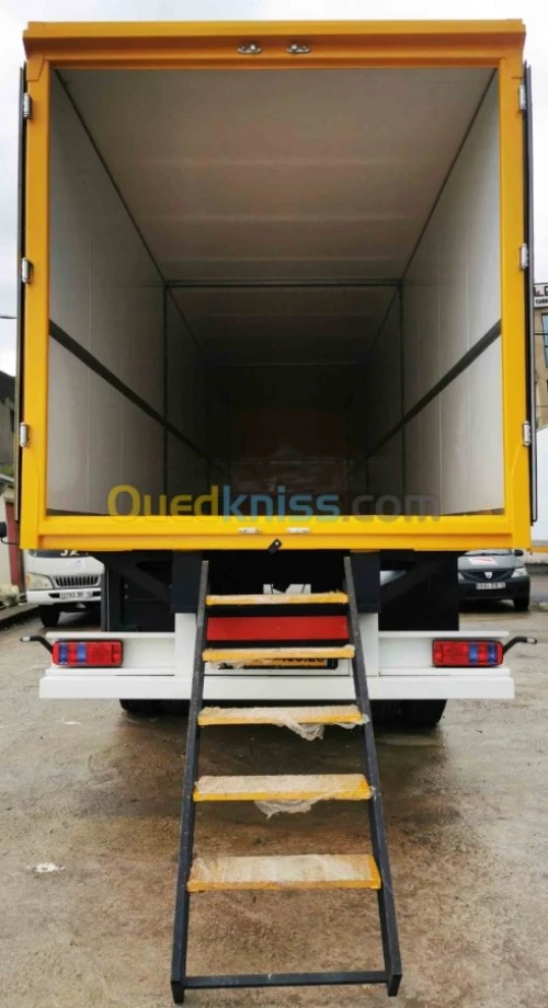 Carrosseries sur Remorques
