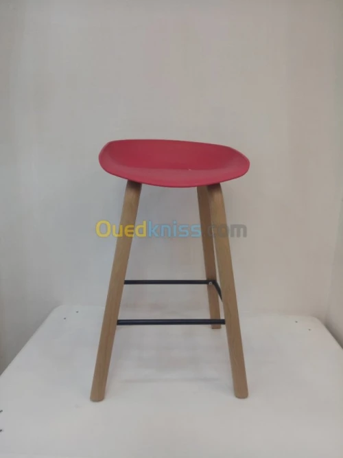 Tabouret de bar scandinave