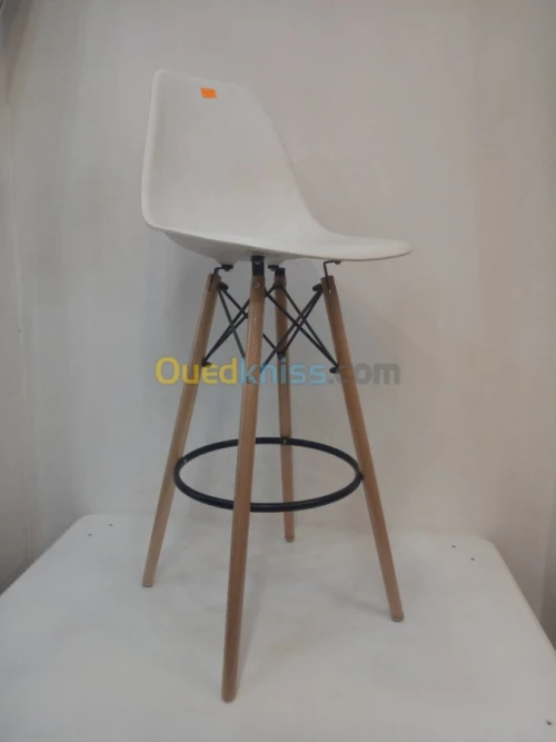 Tabouret de bar scandinave