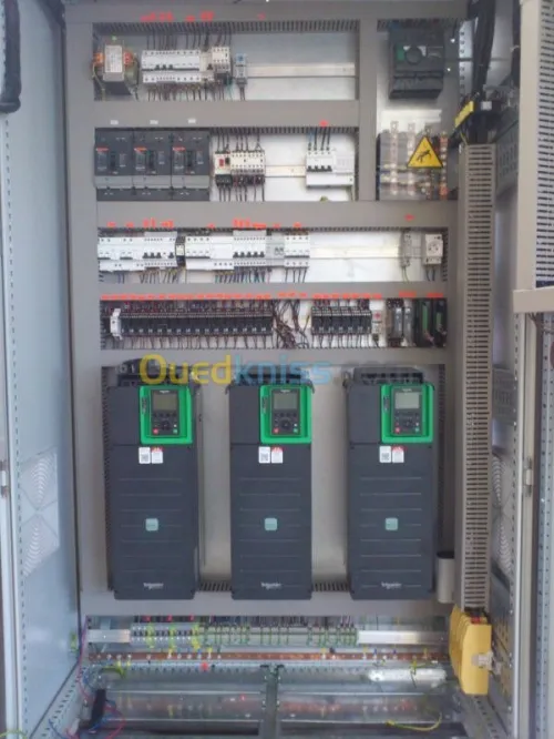 armoire électrique et coffret