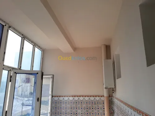 Location Appartement F4 Tiaret Tiaret