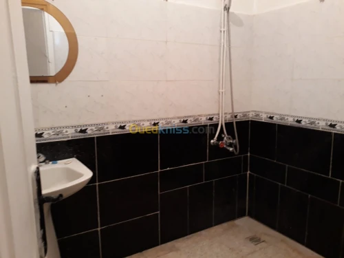 Location Appartement F4 Tiaret Tiaret