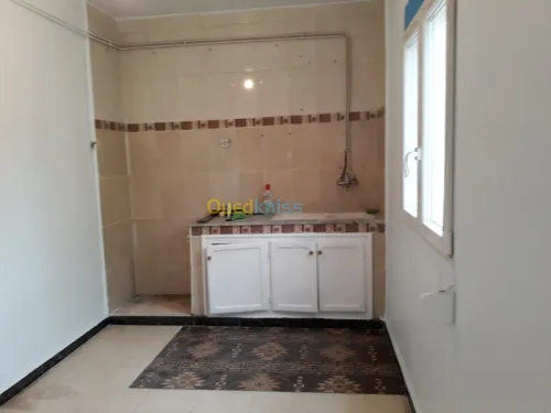 Location Appartement F4 Tiaret Tiaret