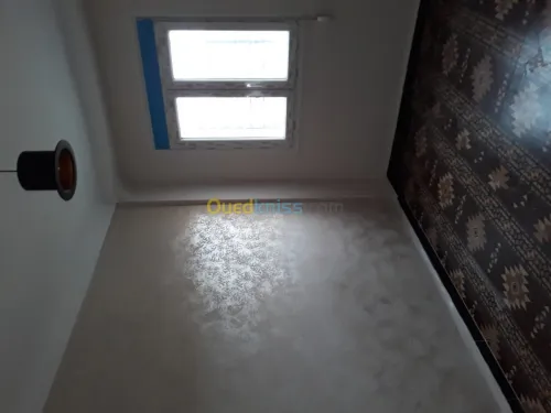 Location Appartement F4 Tiaret Tiaret