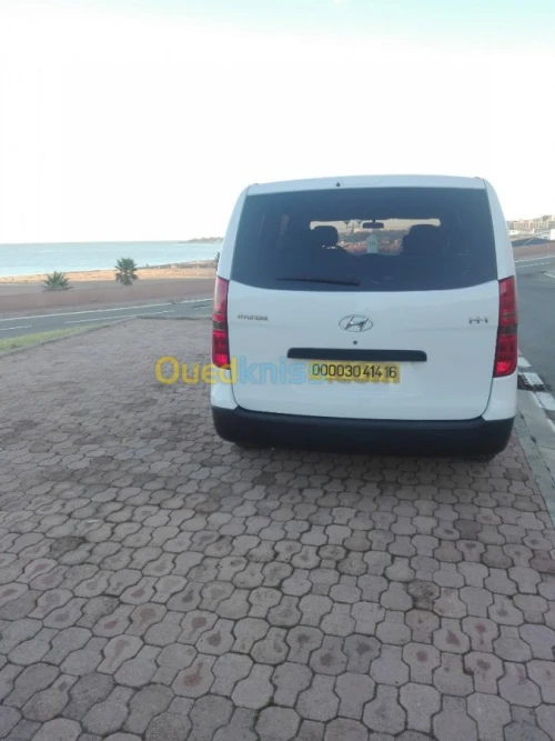 Location mini bus
