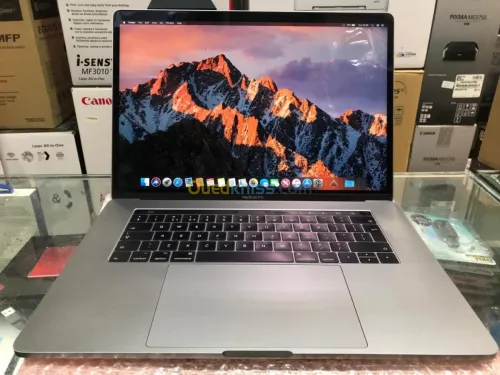 MAC TOUCHBAR 2017 i7 3.1GHz 16G 1TB   