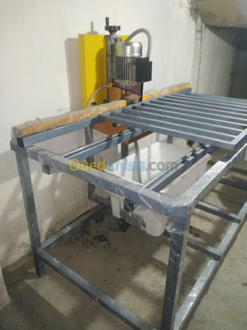 réctiligne à table pour verre 